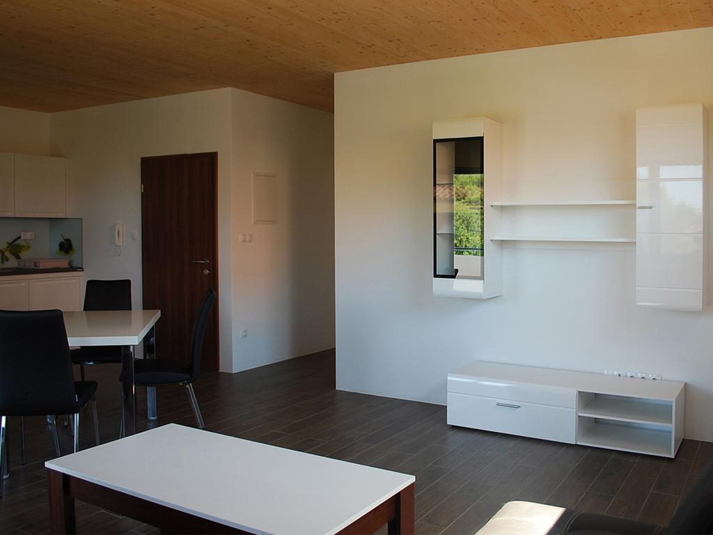 Apartments Dujic Tribalj Habitación foto